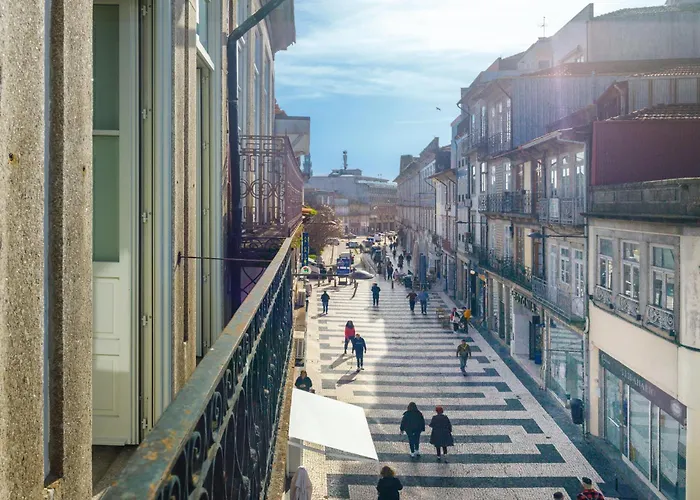 Apartament Fly Me To The Moon Porto