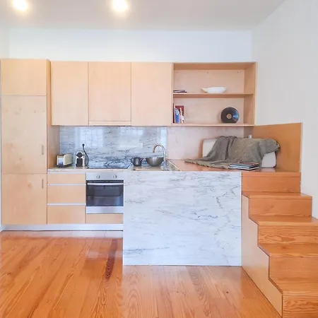 Fly Me To The Moon Apartment